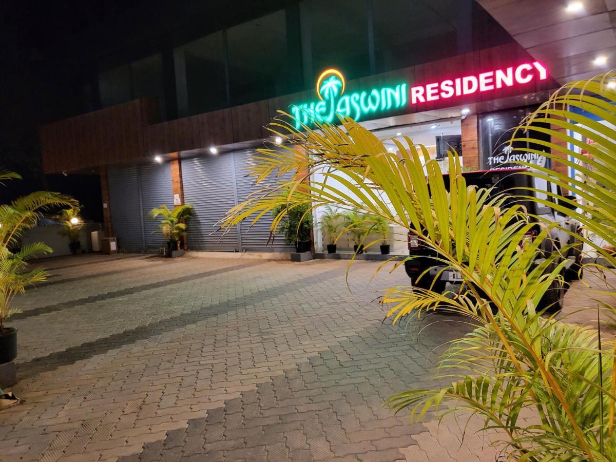 Thejaswini Residency Cheruvathur Nīleshwar Eksteriør bilde